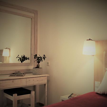 Sappho Plomari Aparthotel Bagian luar foto