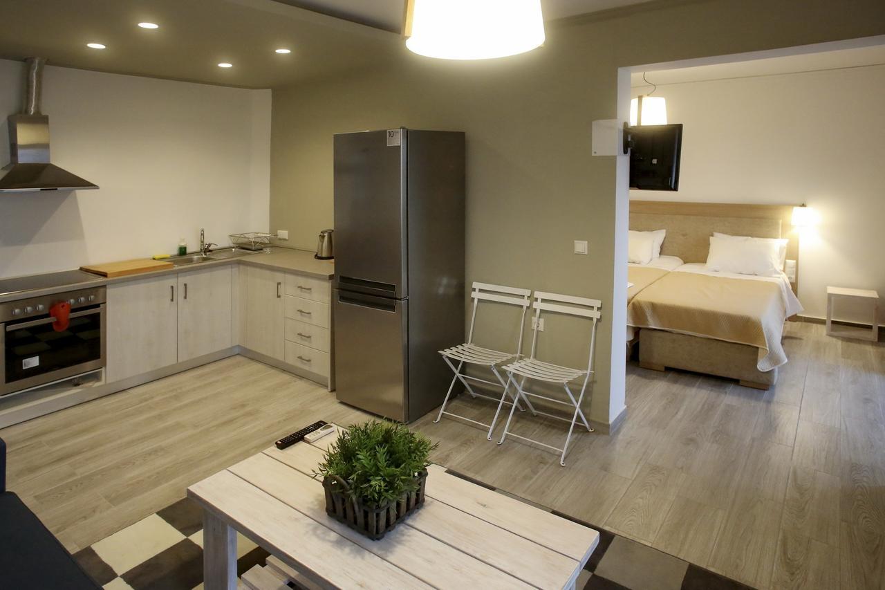 Sappho Plomari Aparthotel Bagian luar foto